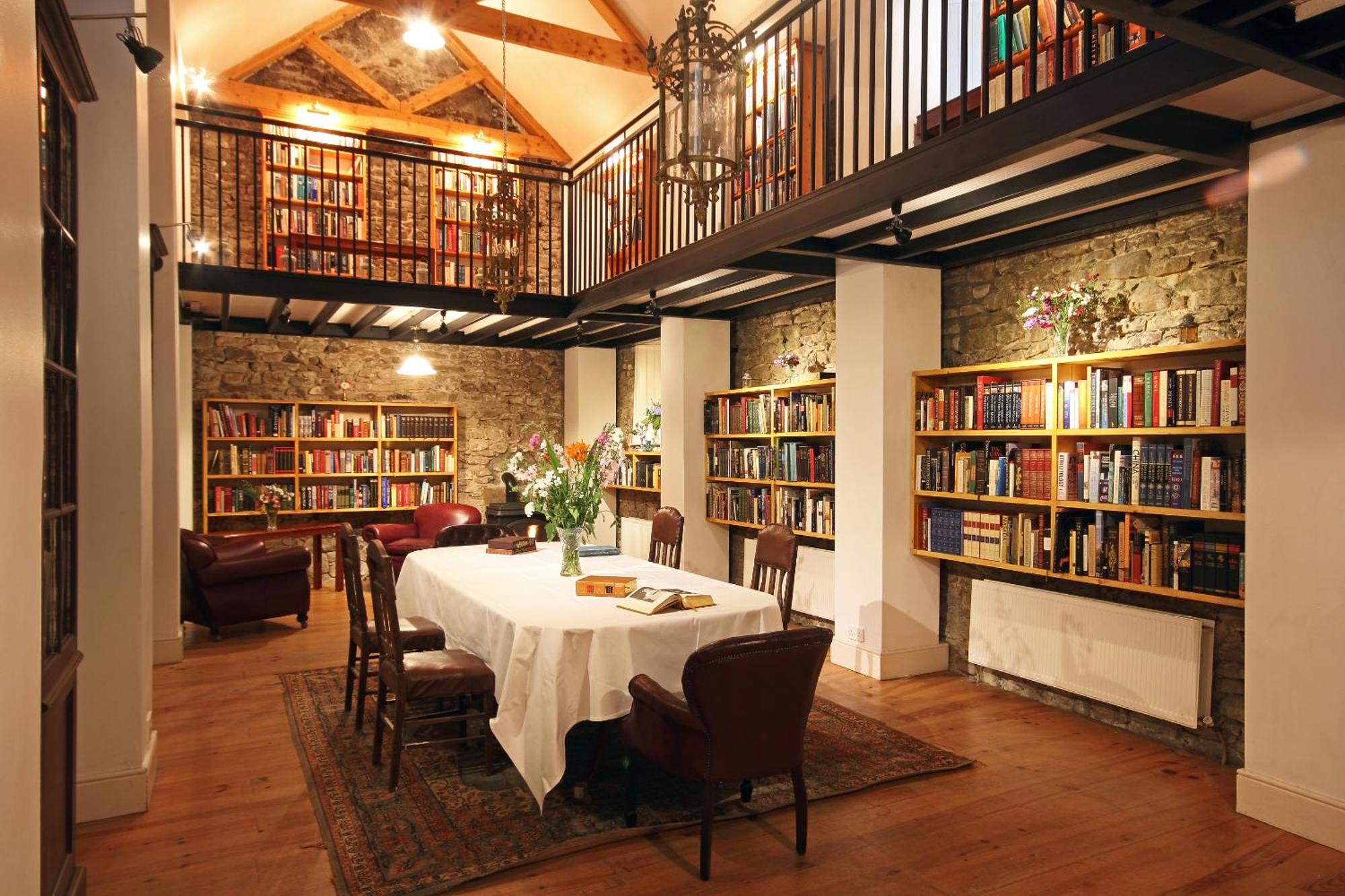 Отель Roundwood House Mountrath Экстерьер фото